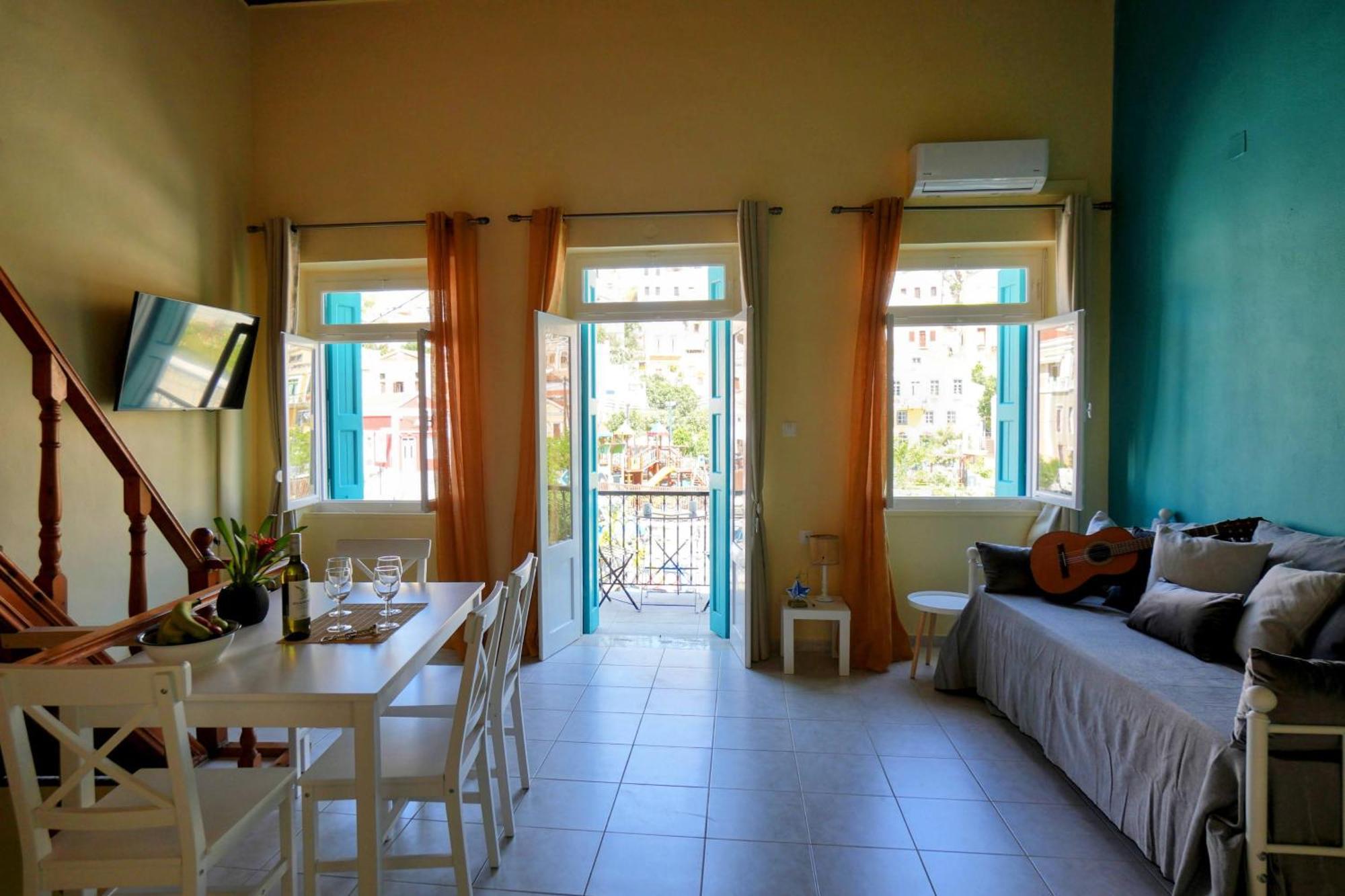 Symi Central Point المظهر الخارجي الصورة